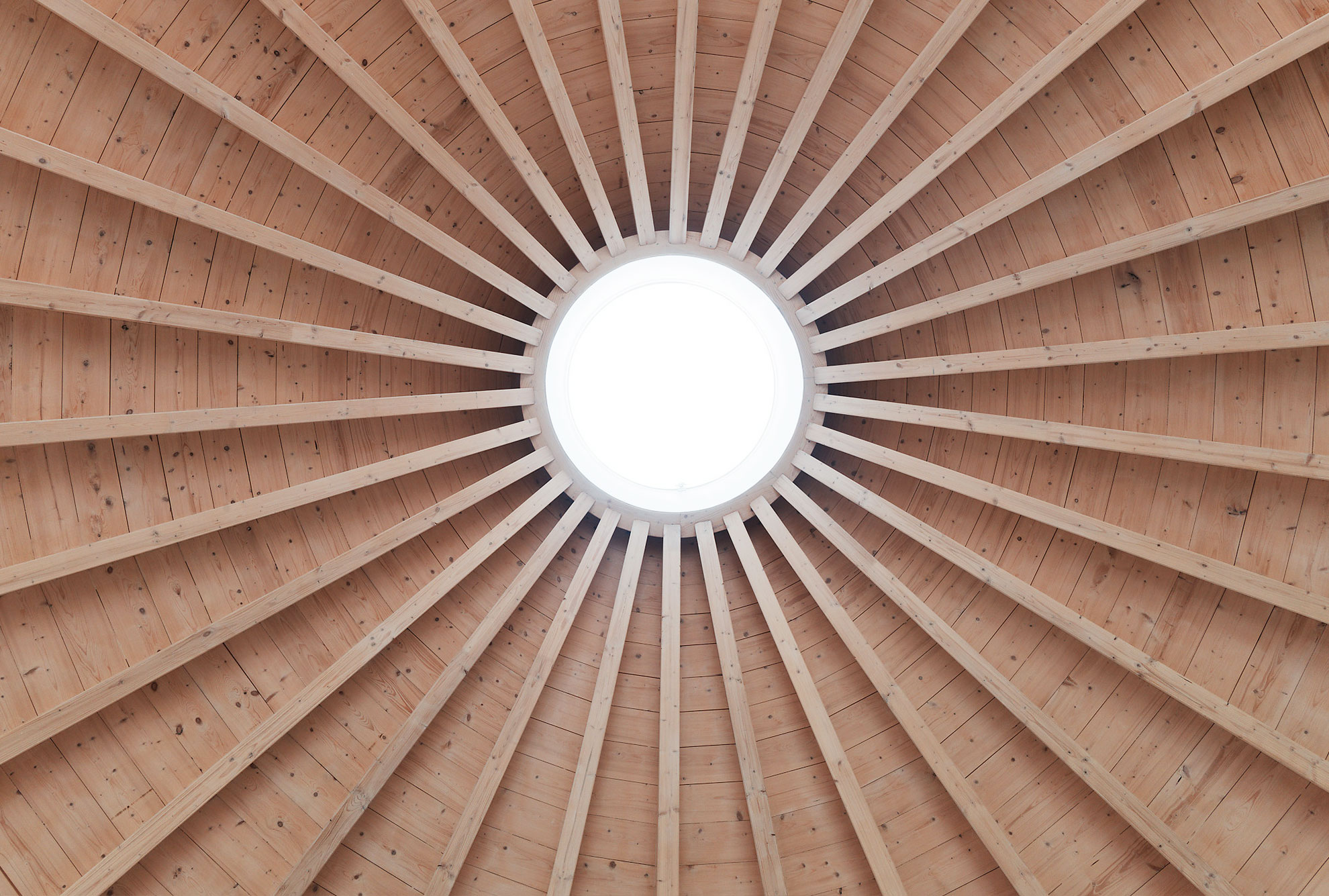 wooden-yurt-oval