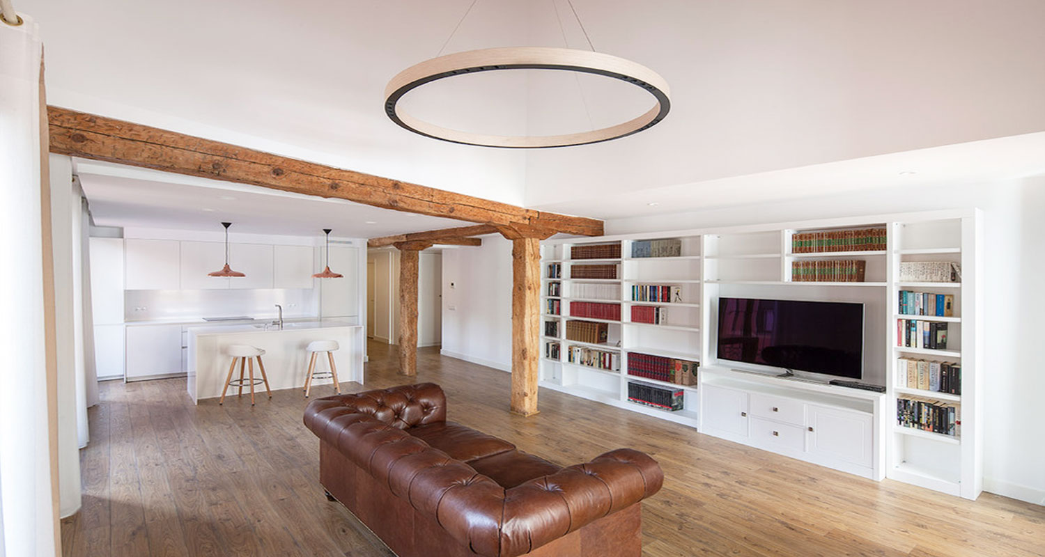 House-Refurbishment-with-wood-livingroom-shelves