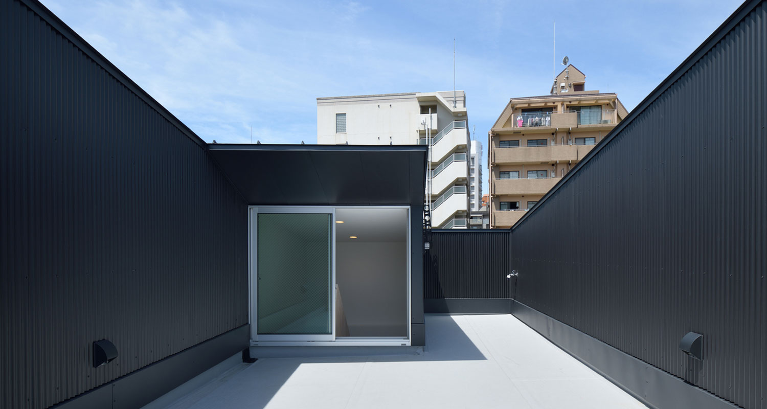 YMT-House-japanses-samll-living-space-2