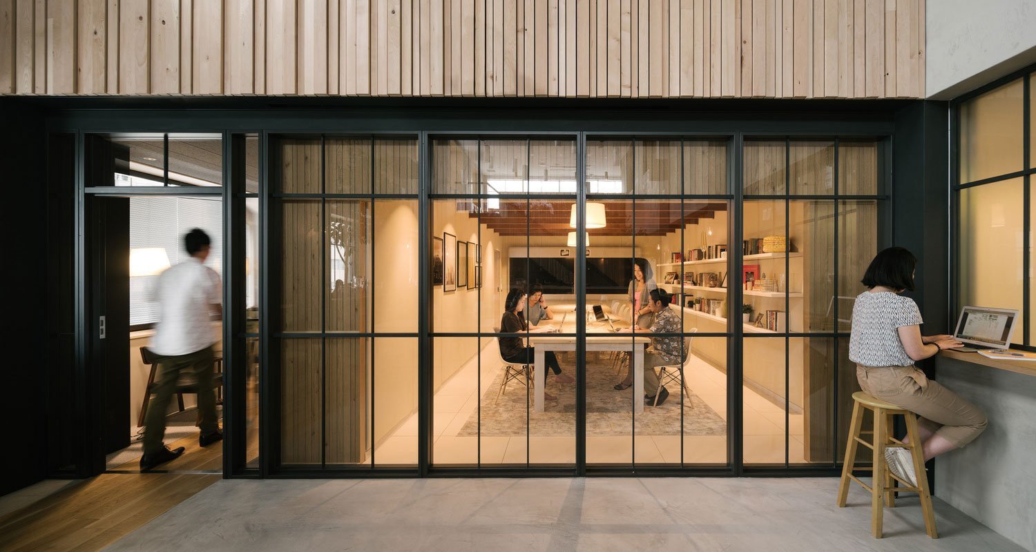 airbnb-toyko-suppose-design-office-confreence