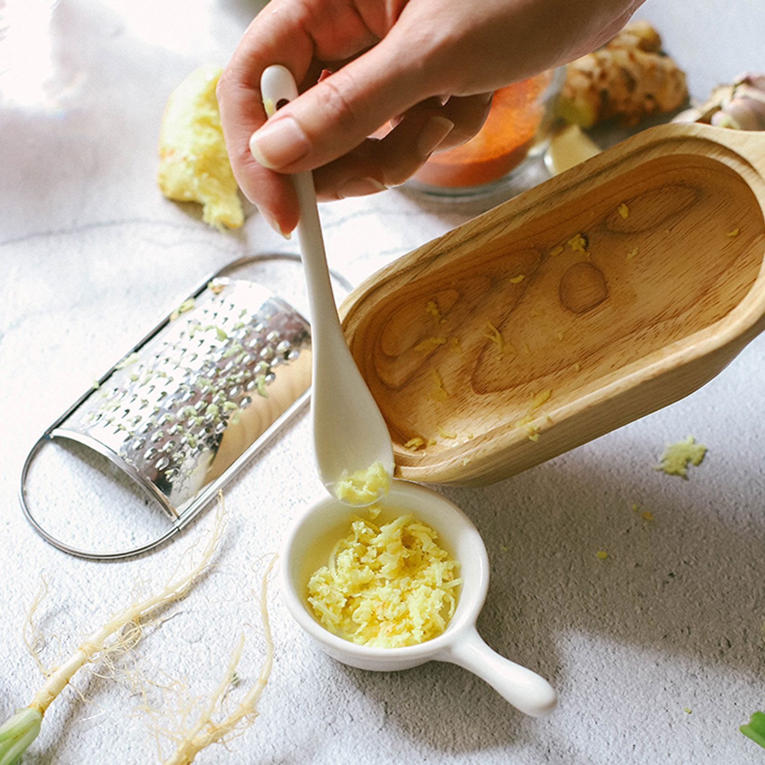 Cheese Grater With Container - Stainless Steel Cheese Grater With Wood  Handle Shredder Zester Grater Box Kitchen Handheld Cheese Spoon Grater