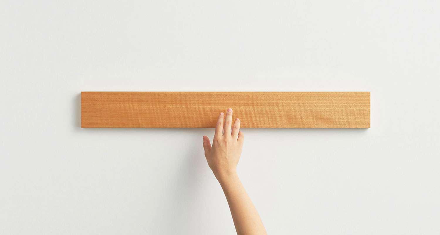 mui-interactive-wood-device-for-home-better-life-touching