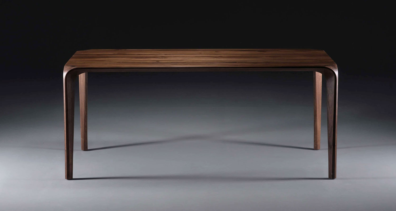 Artisan-Flow-houten-tafel-desk-walunt-1