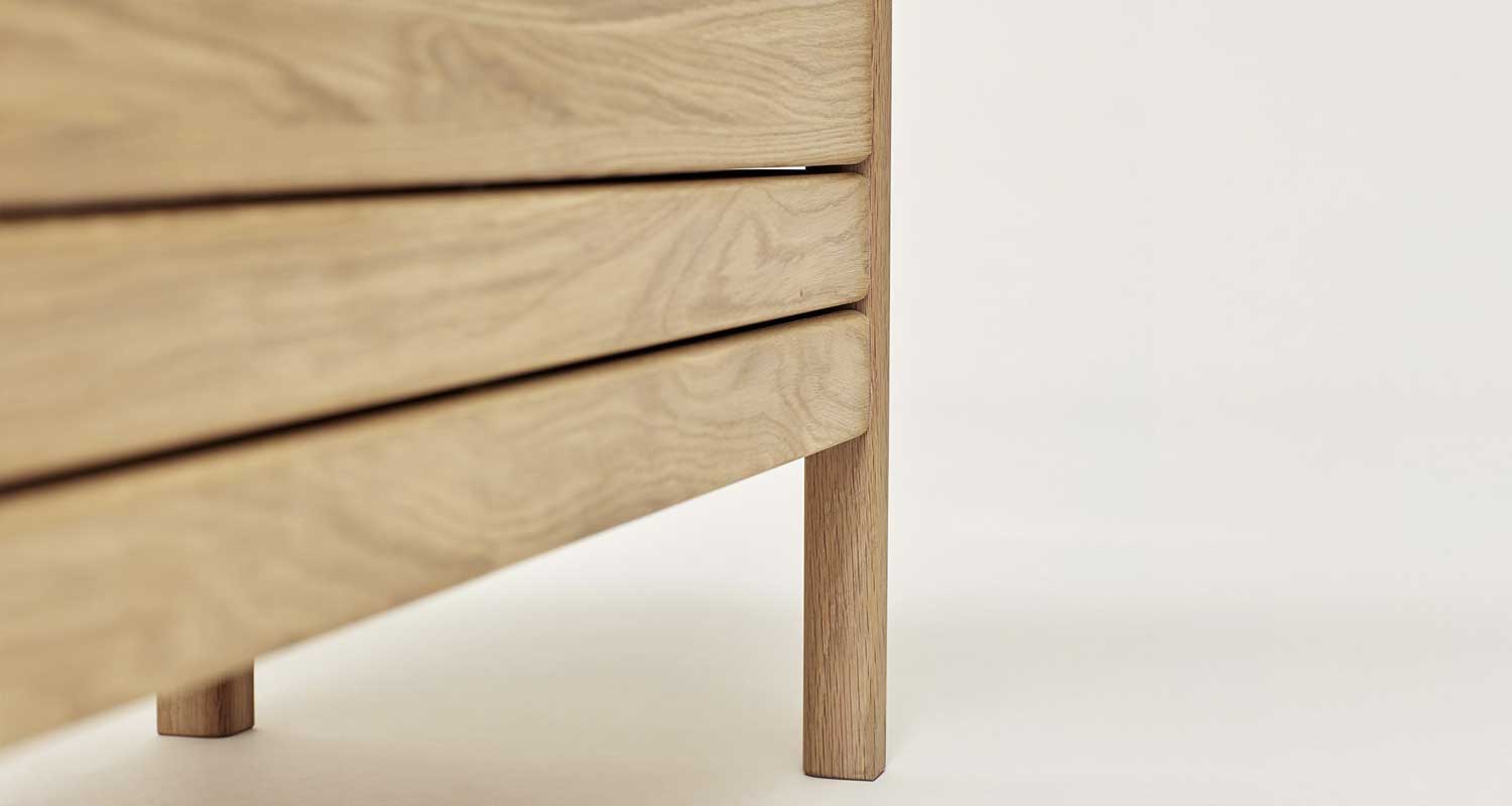 Storage-Bench-oak-wood-2